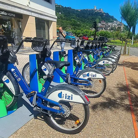 Privada A Pasos De La Playa Ondarreta منزل للإقامة